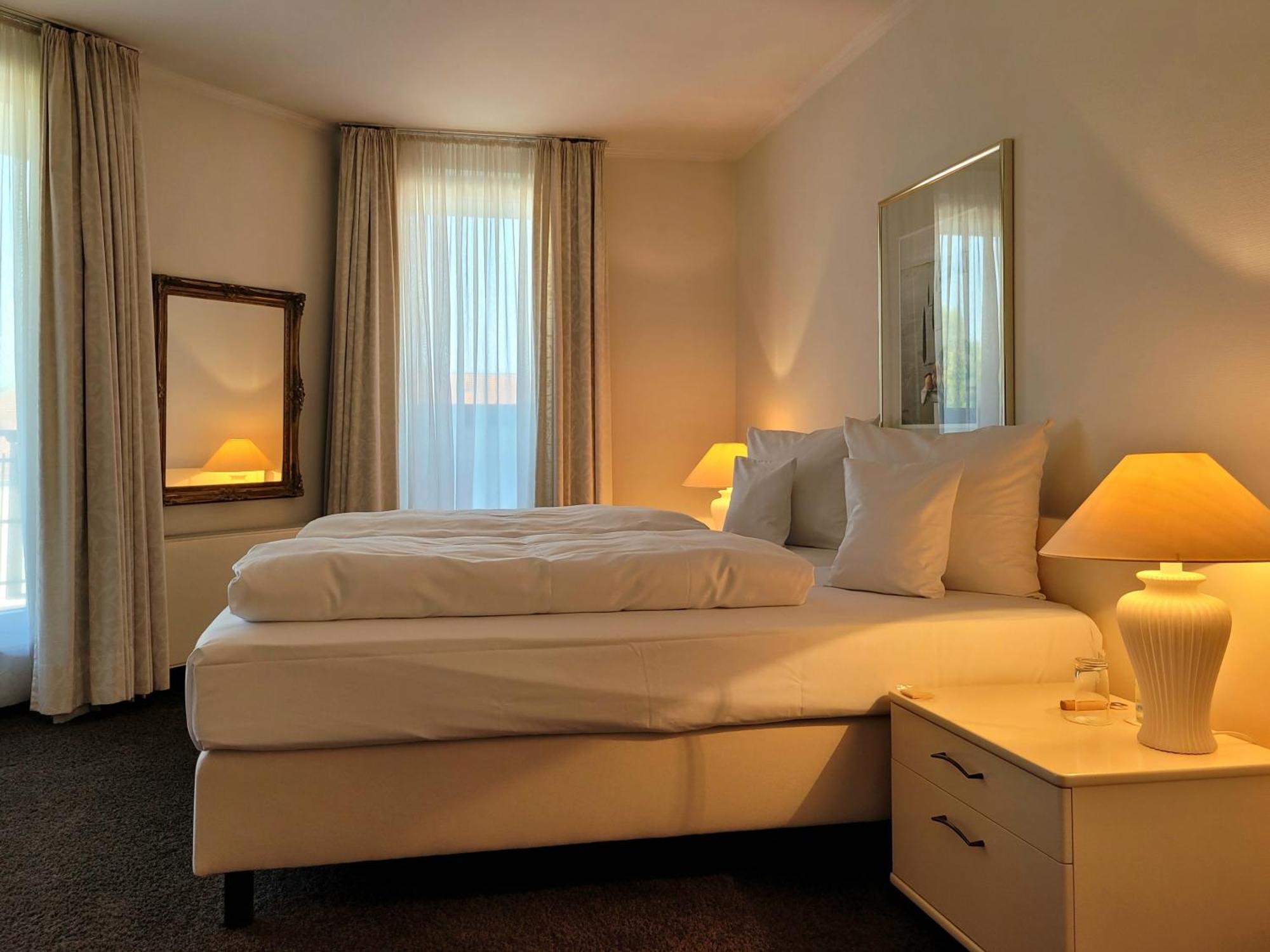 Hotel Herzogspark Herzogenaurach Room photo